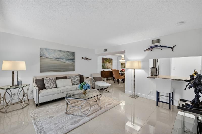 3909 N Ocean Boulevard, Unit 314, Fort Lauderdale, FL 33308 Photo