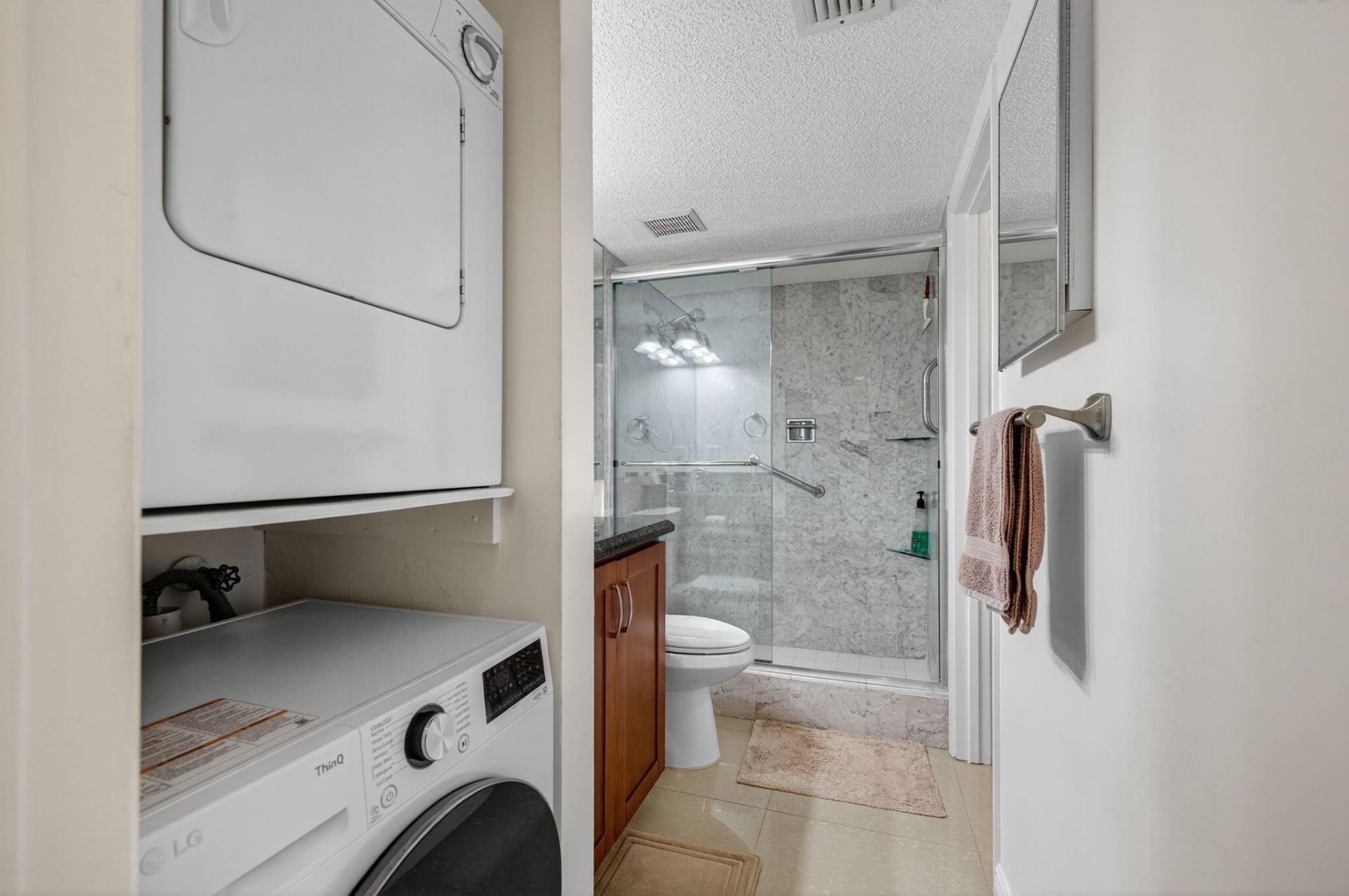 3909 N Ocean Boulevard, Unit 314, Fort Lauderdale, FL 33308 Photo