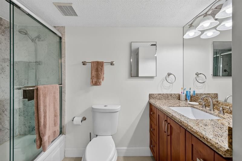 3909 N Ocean Boulevard, Unit 314, Fort Lauderdale, FL 33308 Photo