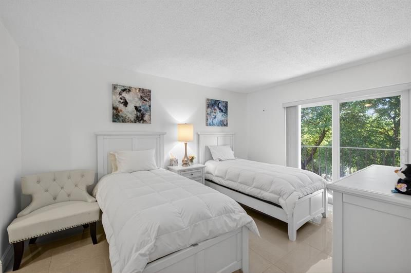 3909 N Ocean Boulevard, Unit 314, Fort Lauderdale, FL 33308 Photo