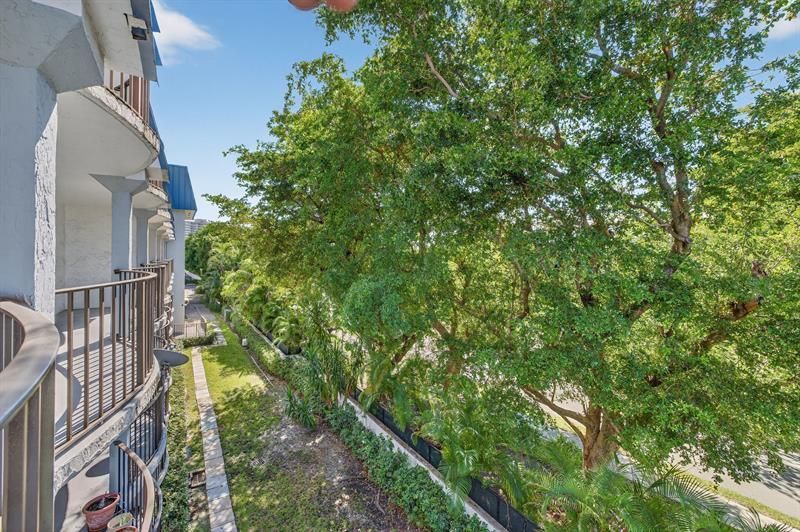 3909 N Ocean Boulevard, Unit 314, Fort Lauderdale, FL 33308 Photo