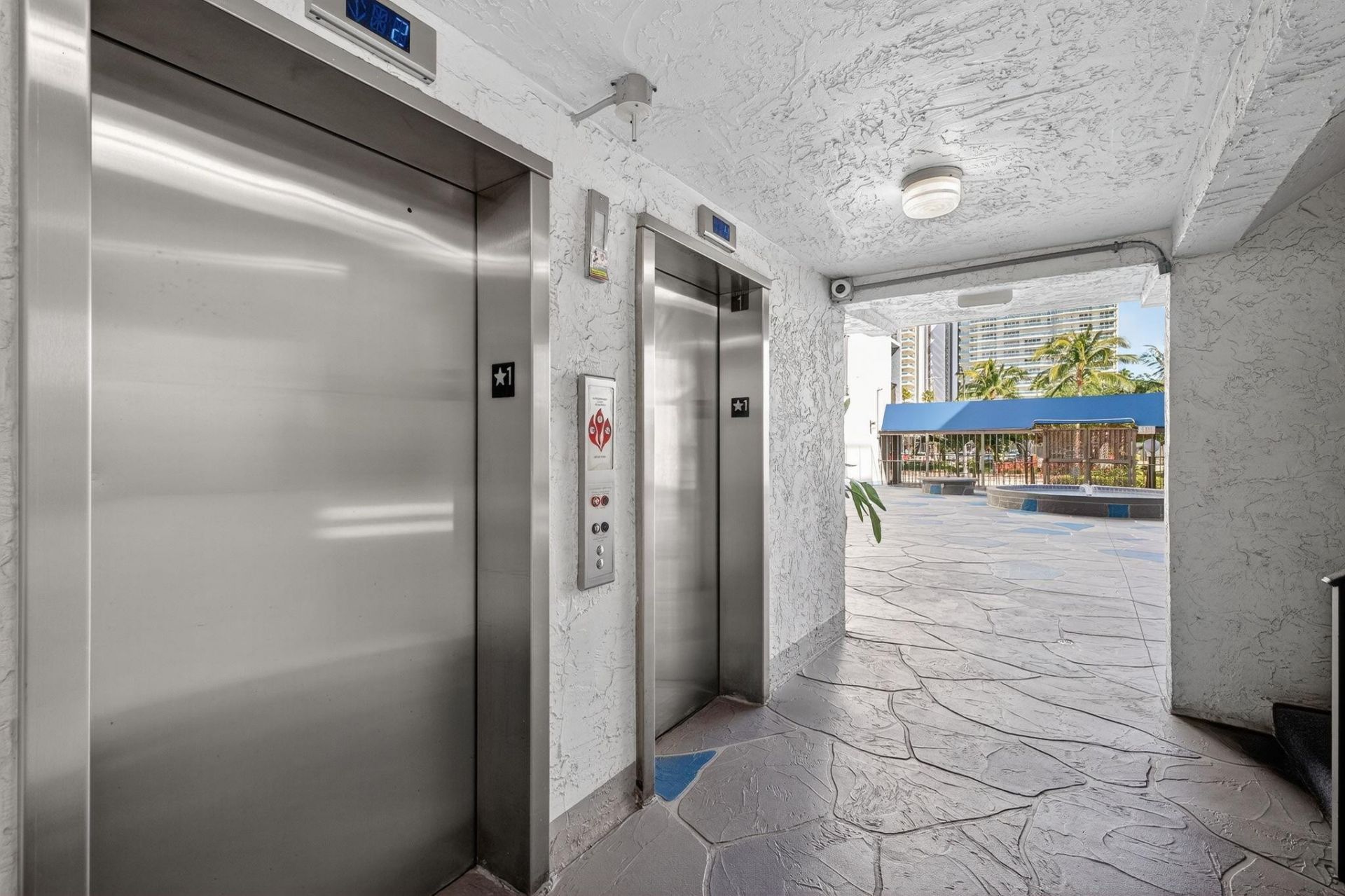 3909 N Ocean Boulevard, Unit 314, Fort Lauderdale, FL 33308 Photo