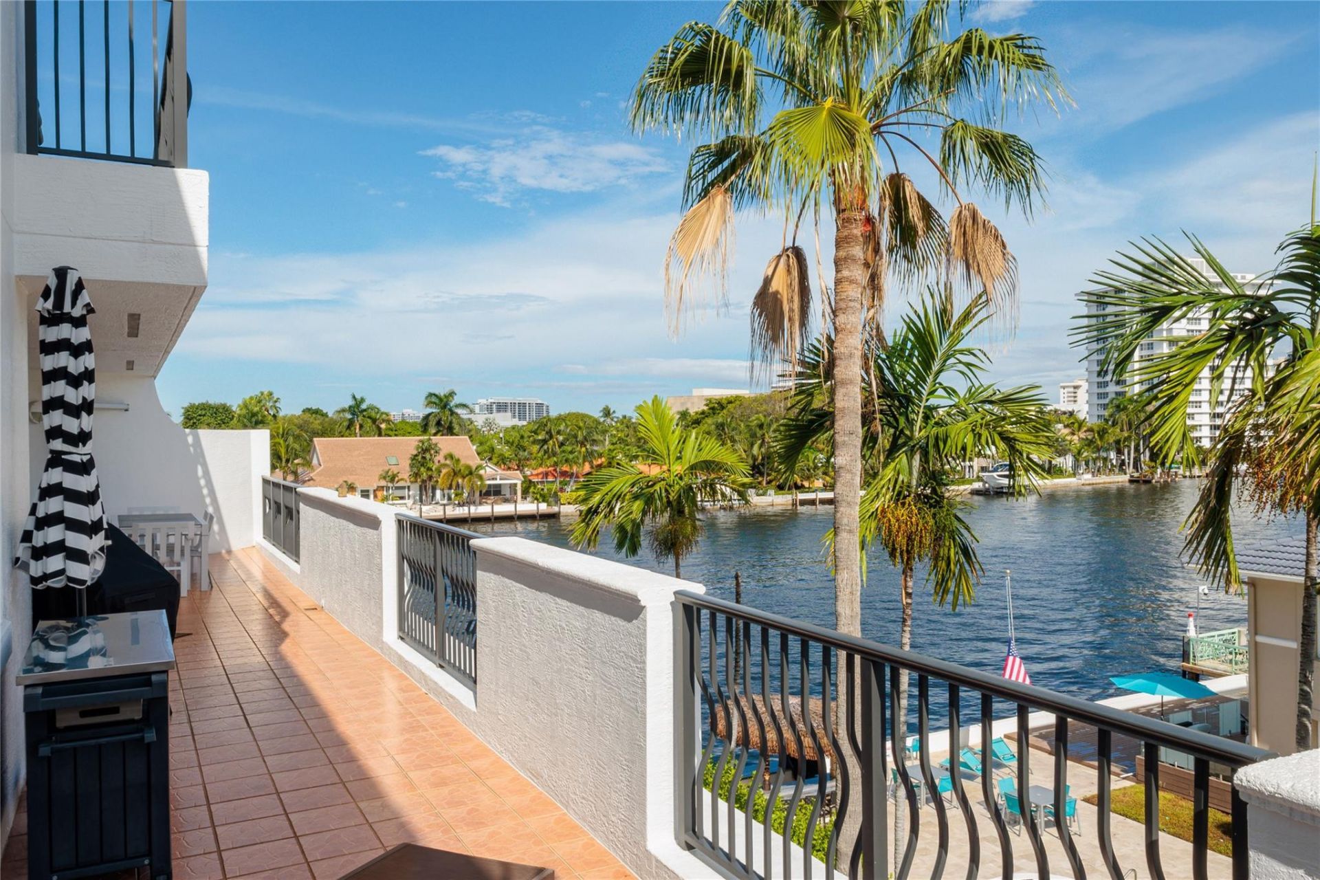 615 Bayshore Drive, Unit 301, Fort Lauderdale, FL 33304 Photo