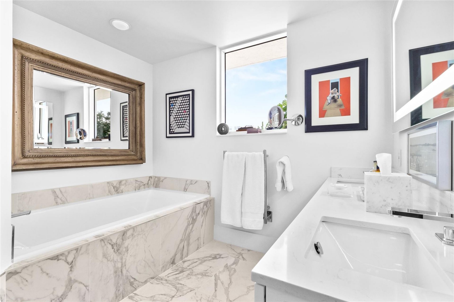 615 Bayshore Drive, Unit 301, Fort Lauderdale, FL 33304 Photo