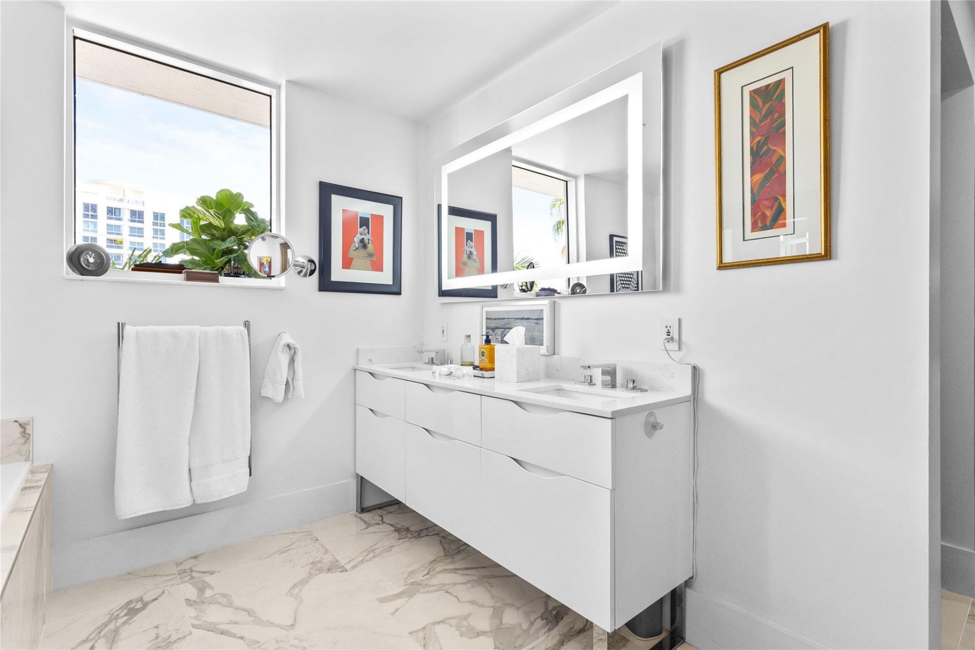 615 Bayshore Drive, Unit 301, Fort Lauderdale, FL 33304 Photo