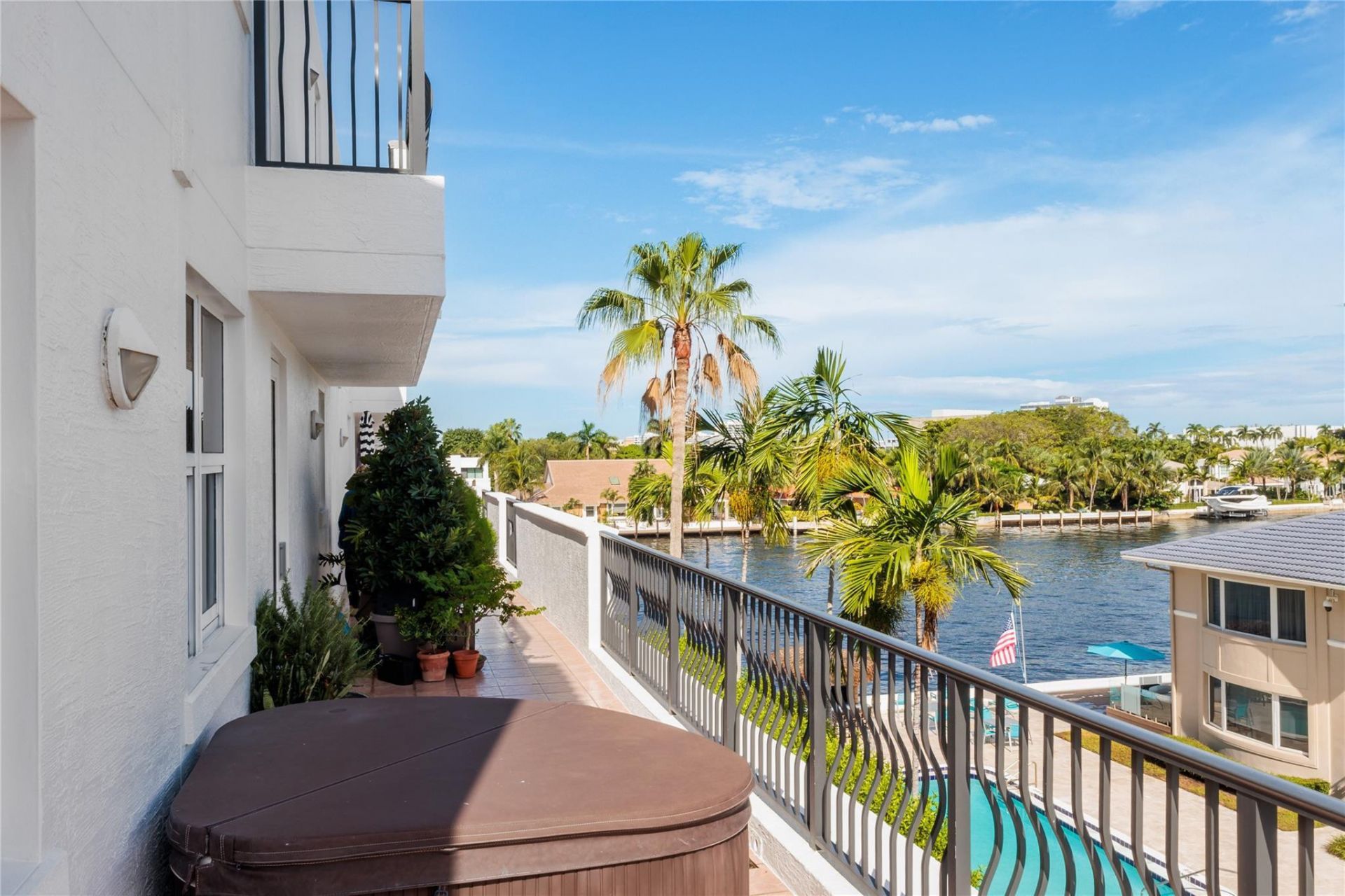 615 Bayshore Drive, Unit 301, Fort Lauderdale, FL 33304 Photo