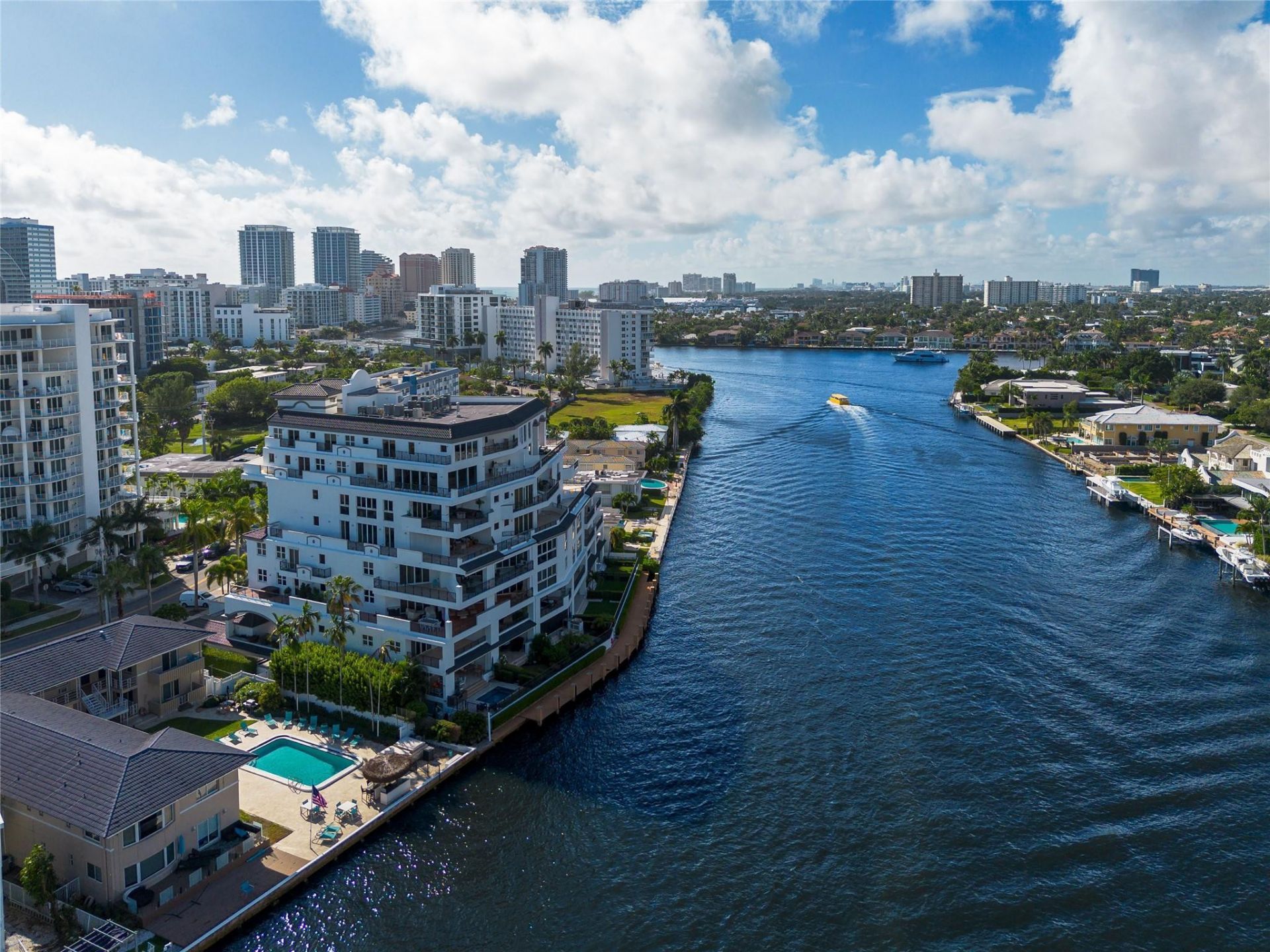 615 Bayshore Drive, Unit 301, Fort Lauderdale, FL 33304 Photo