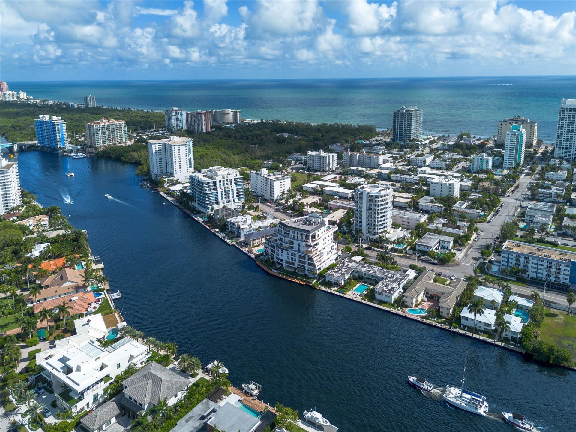 615 Bayshore Drive, Unit 301, Fort Lauderdale, FL 33304 Photo