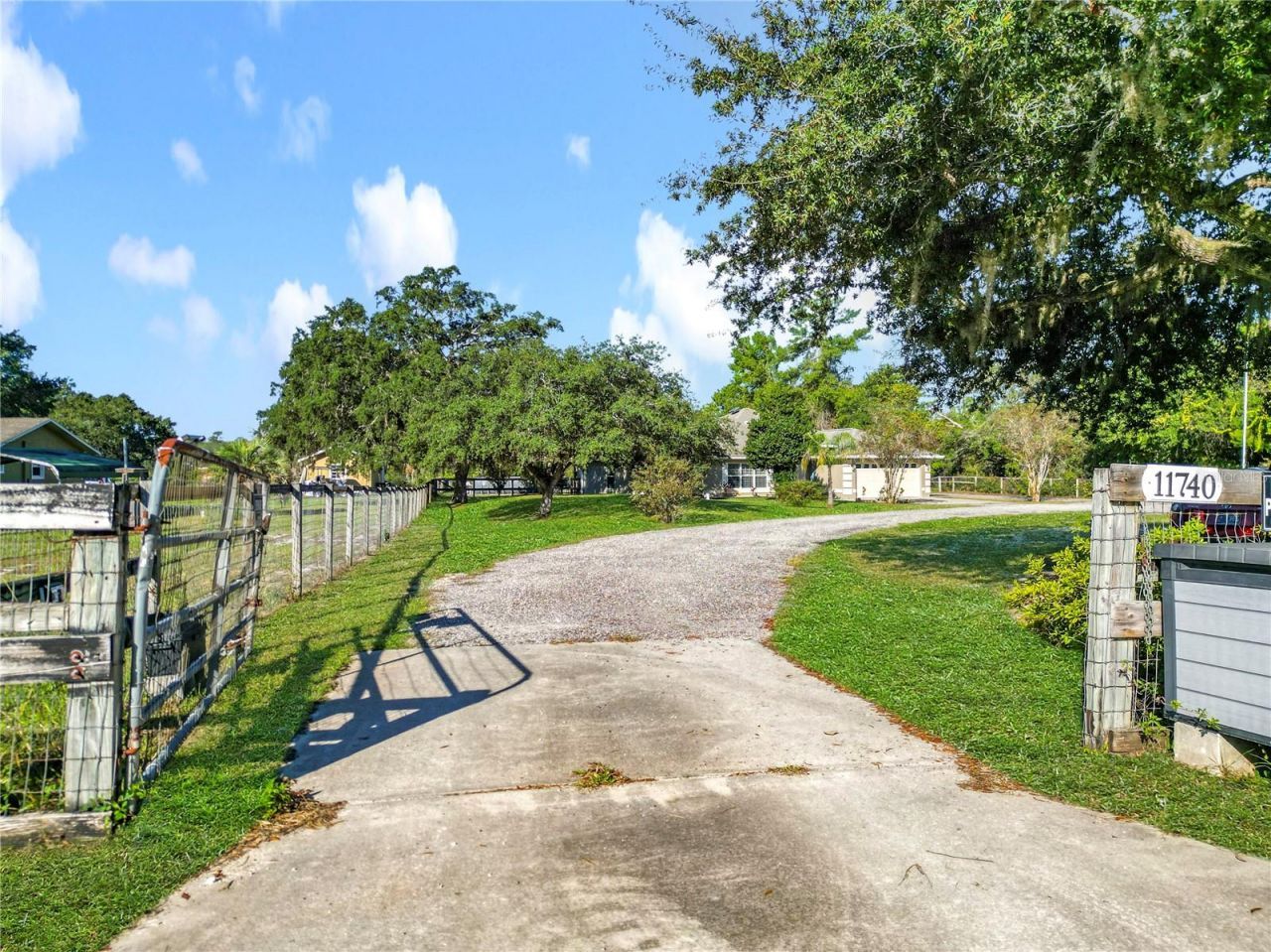 11740 SE 169th Avenue Road, Ocklawaha, FL 32179 Photo