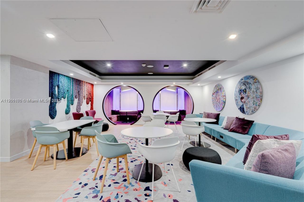 227 NE 2nd St, Unit 1606, Miami, FL 33132 Photo