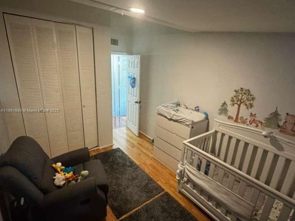 19416 NE 26th Ave, Unit 111B, Miami, FL 33180