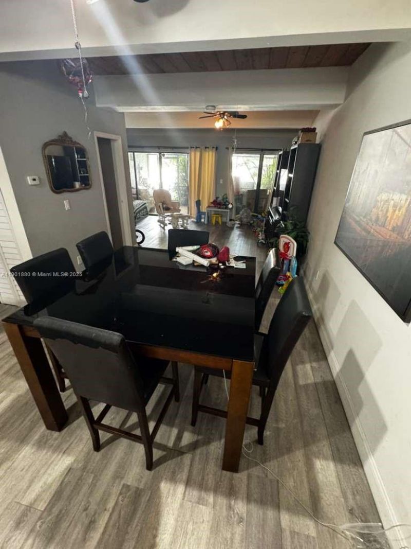 19416 NE 26th Ave, Unit 111B, Miami, FL 33180 Photo