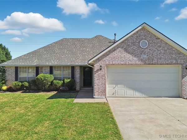 4611 S 200th East Avenue , Broken Arrow, OK 74014