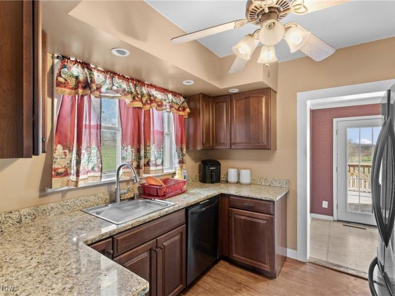 105 Bethesda Street, Barnesville, OH 43713 Photo 10