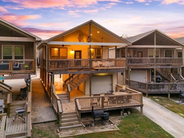 198 River Villas Court, New Braunfels, TX 78132