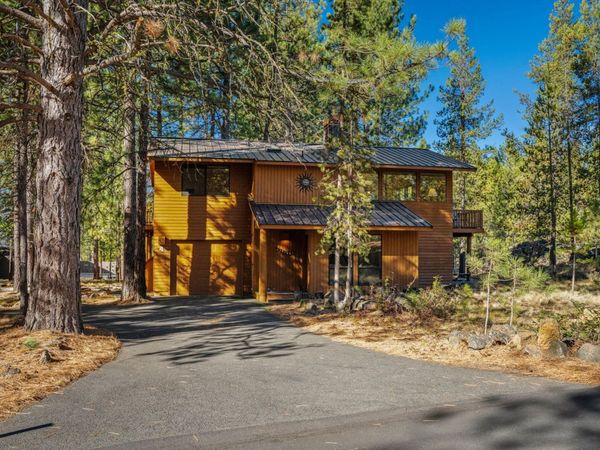 57485 Newberry Lane, Unit 4, Sunriver, OR 97707