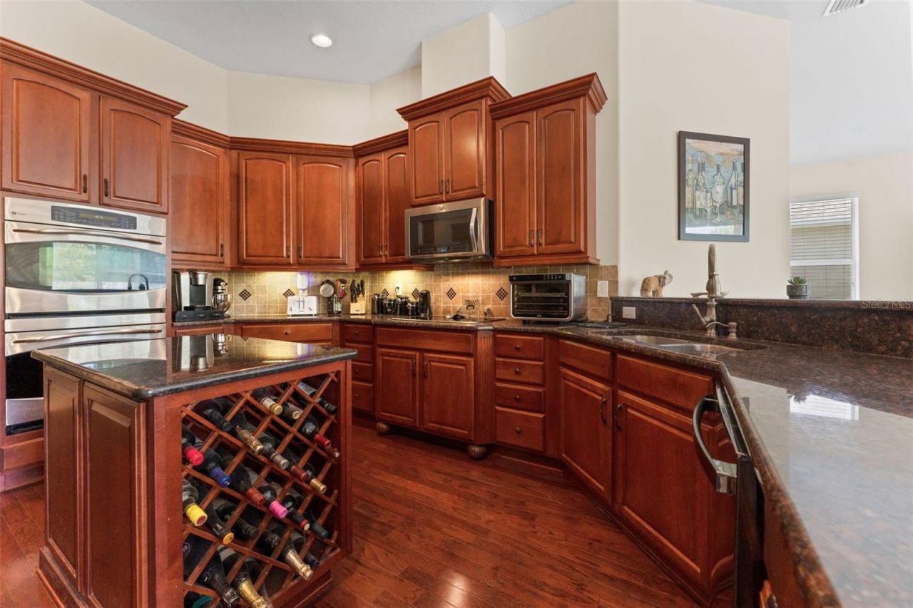 10511 Mistflower Lane, Tampa, FL 33647 Photo