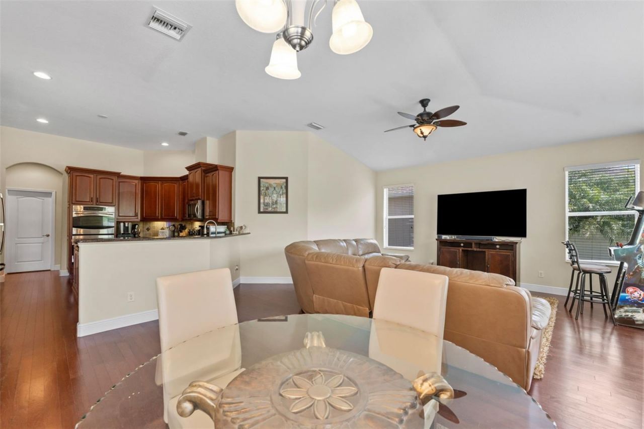 10511 Mistflower Lane, Tampa, FL 33647 Photo