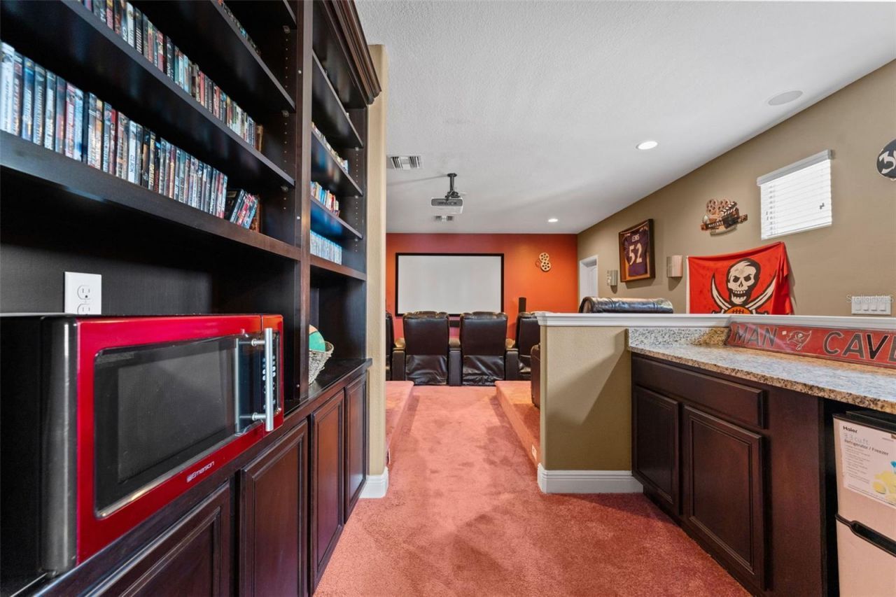 10511 Mistflower Lane, Tampa, FL 33647 Photo
