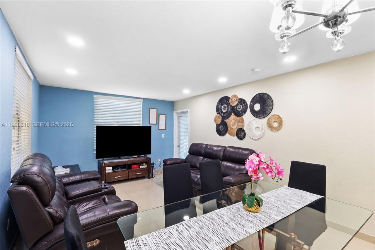 5665 W 20th Ave, Unit 212, Hialeah, FL 33012 Photo