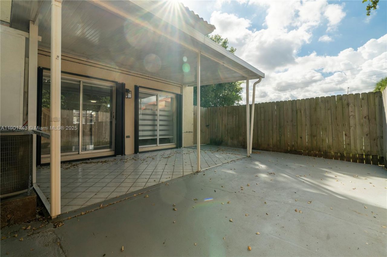 6080 W 26th Ct, Unit 101-9, Hialeah, FL 33016 Photo