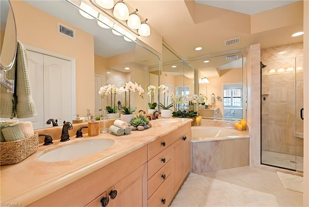 2421 Ravenna Blvd, Unit 101, Naples, FL 34109 Photo