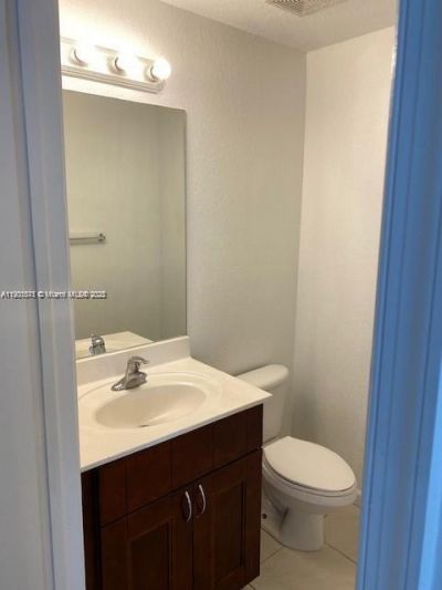 8706 NW 38th Dr, Coral Springs, FL 33065 Photo