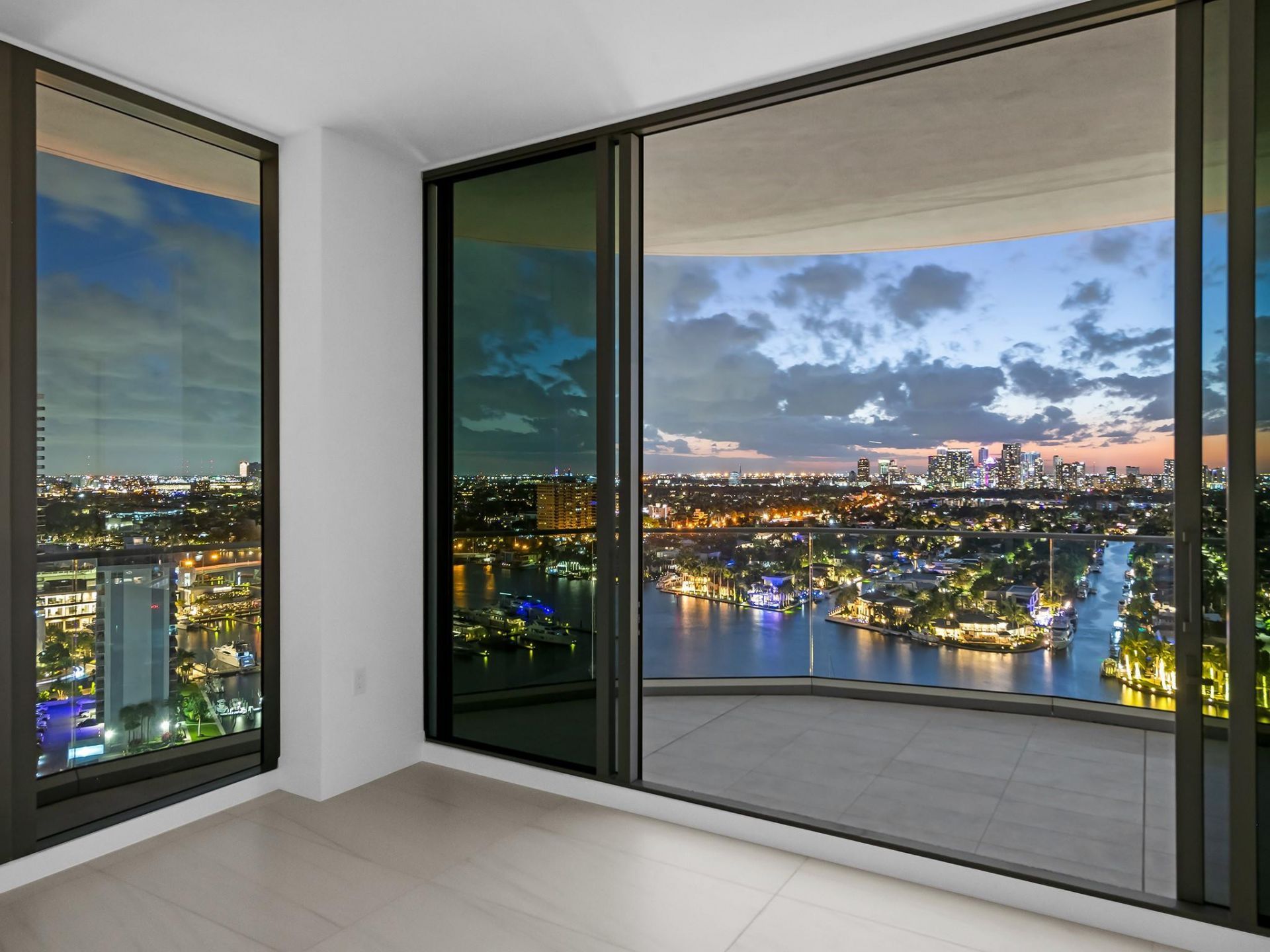 153 N Seabreeze Boulevard, Unit 1902-S, Fort Lauderdale, FL 33304 Photo