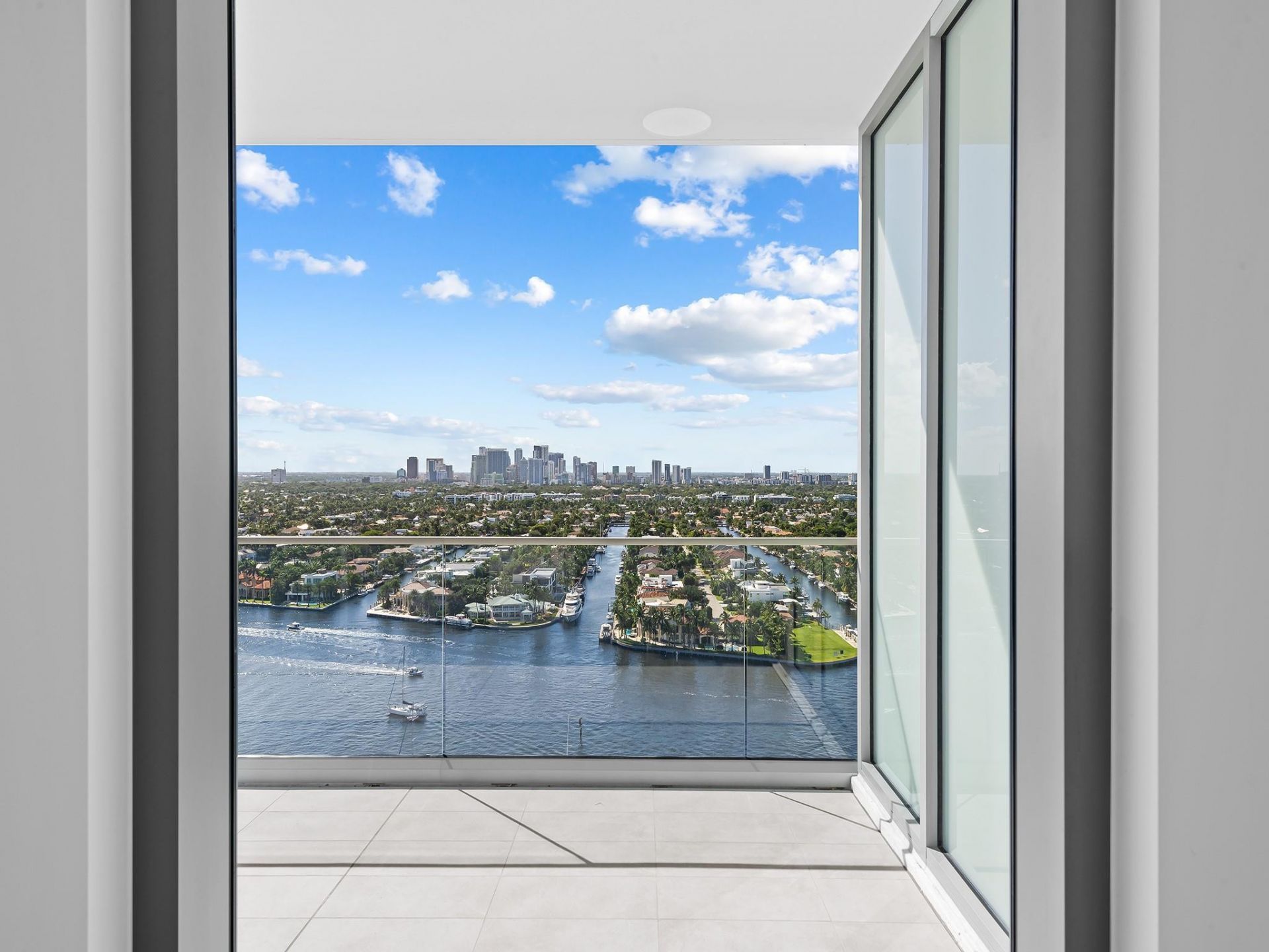 153 N Seabreeze Boulevard, Unit 1902-S, Fort Lauderdale, FL 33304 Photo