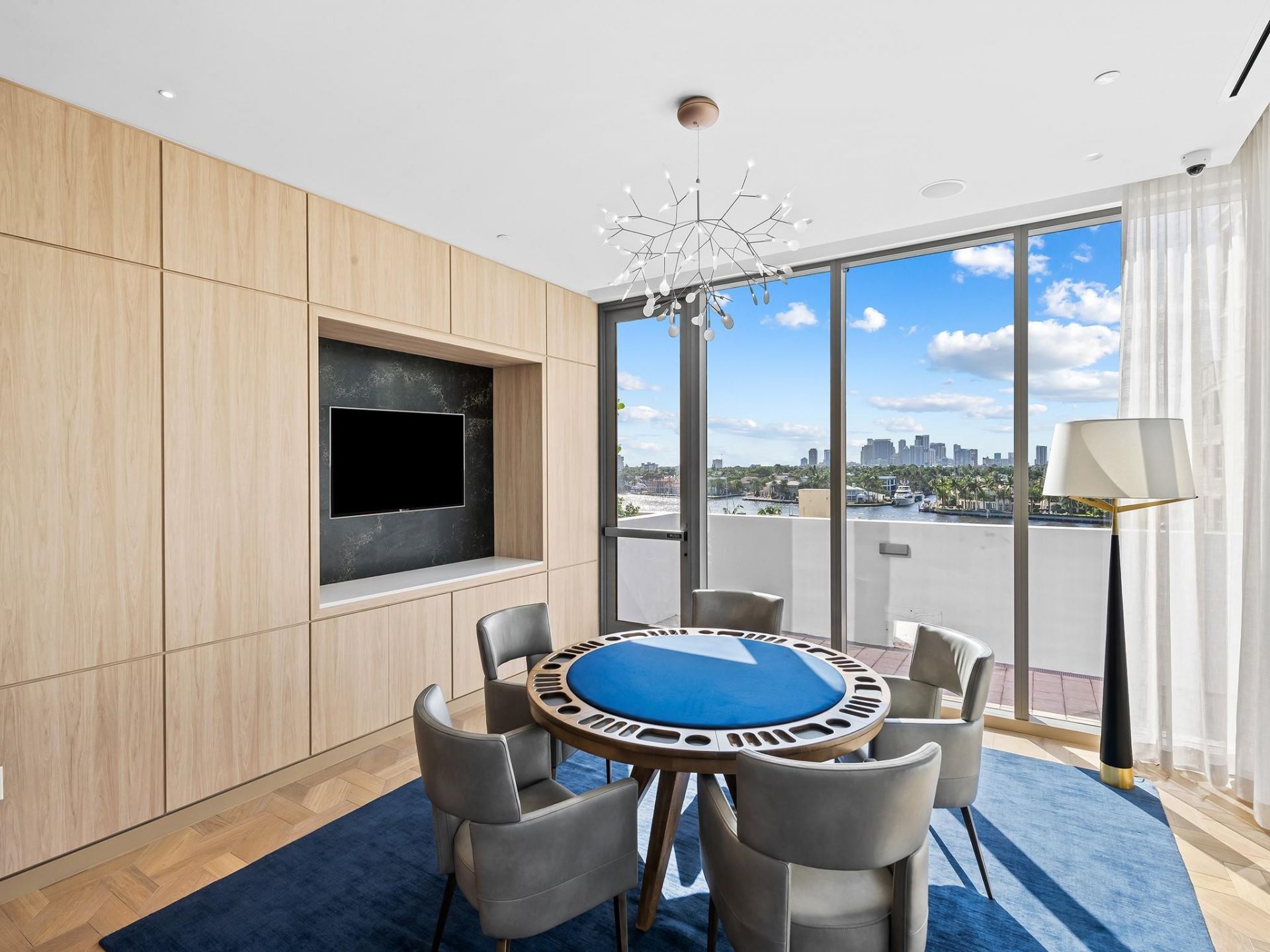 153 N Seabreeze Boulevard, Unit 1902-S, Fort Lauderdale, FL 33304 Photo