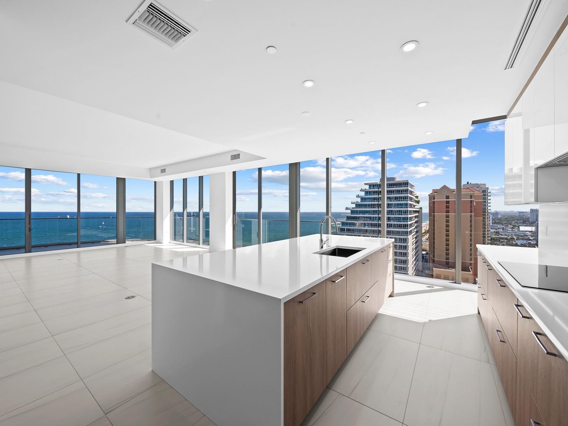 153 N Seabreeze Boulevard, Unit 1902-S, Fort Lauderdale, FL 33304 Photo