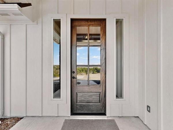 585 Blue Marlin Court, Bluff Dale, TX 76433