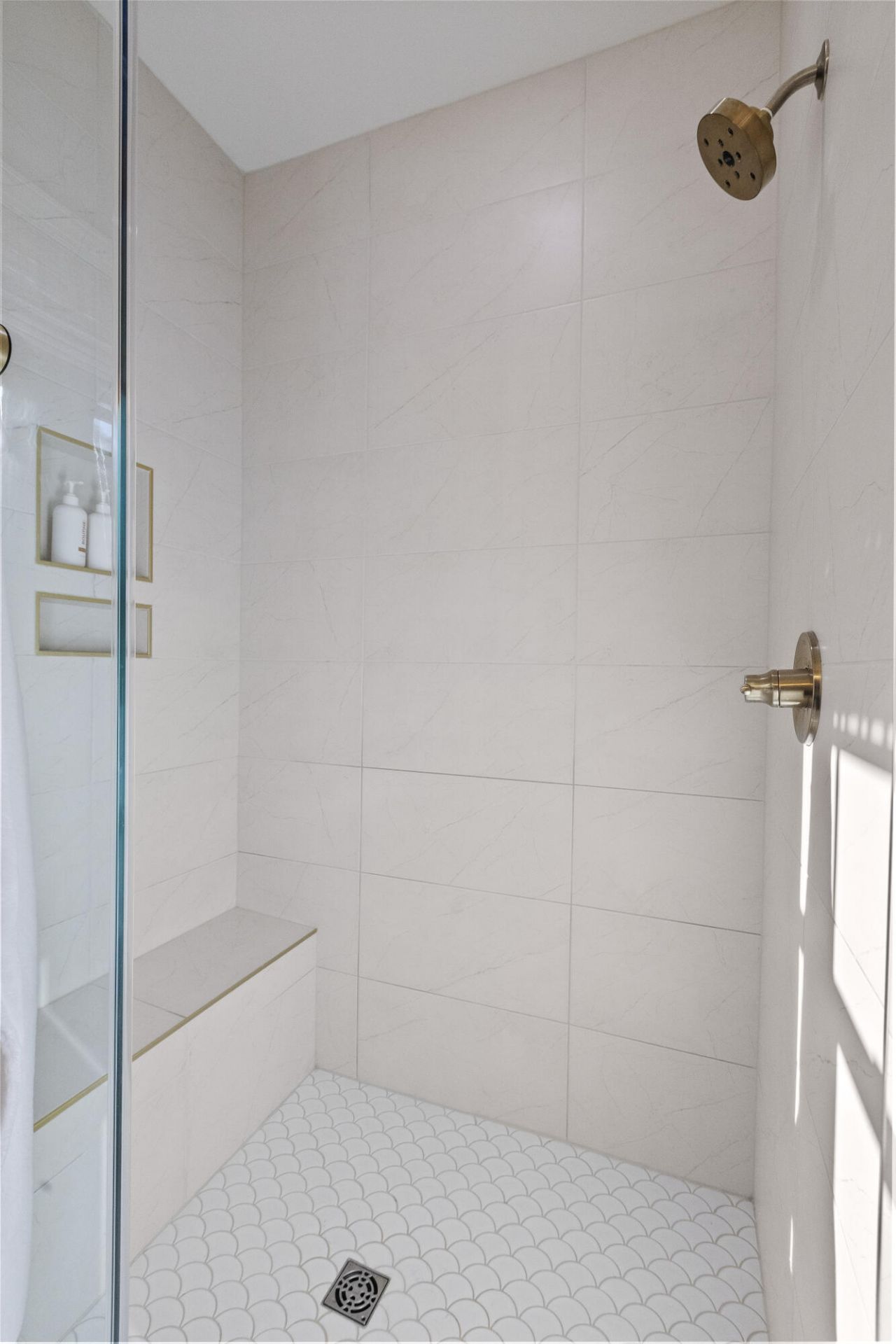 100 Risewell Court Photo 21