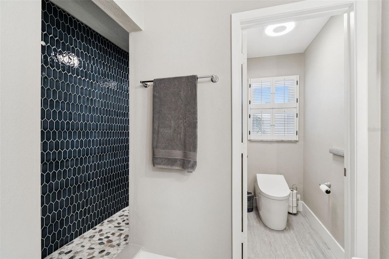 320 Belle Isle Avenue, Belleair Beach, FL 33786 Photo