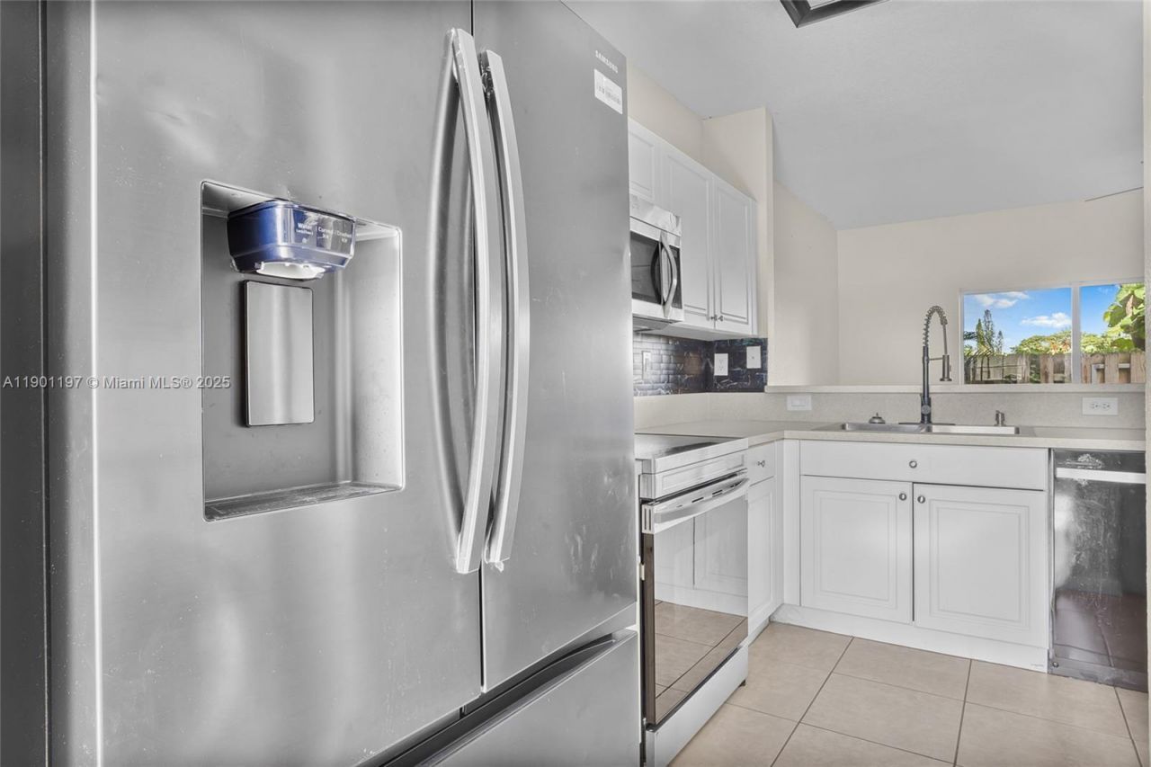 1490 NE 33rd Ave, Unit 107-13, Homestead, FL 33033 Photo