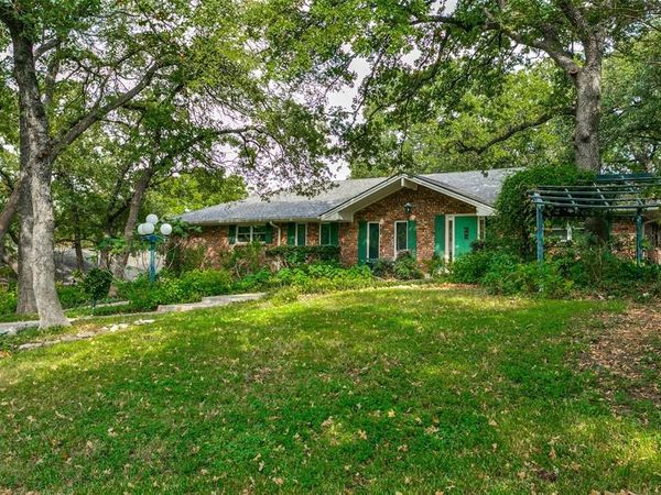 1309 Driftwood Drive, Euless, TX 76040