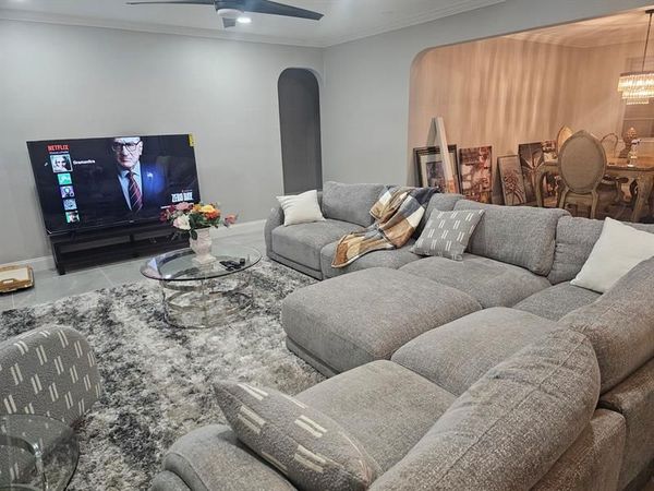 5500 Roosevelt St, Hollywood, FL 33021