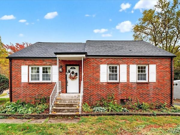 300 S Charles Street, Edwardsville, IL 62025