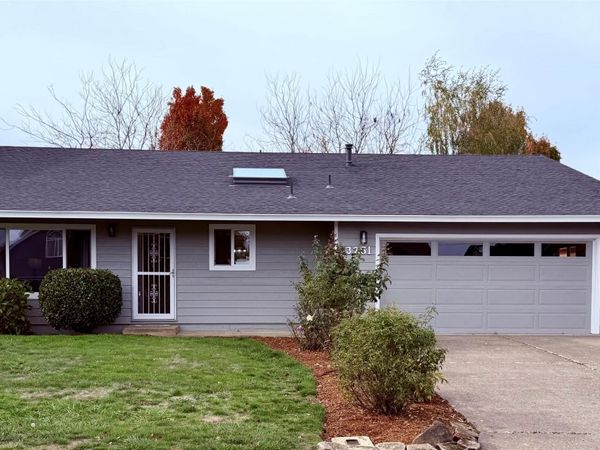 3251 Tierra Dr NE, Salem, OR 97305