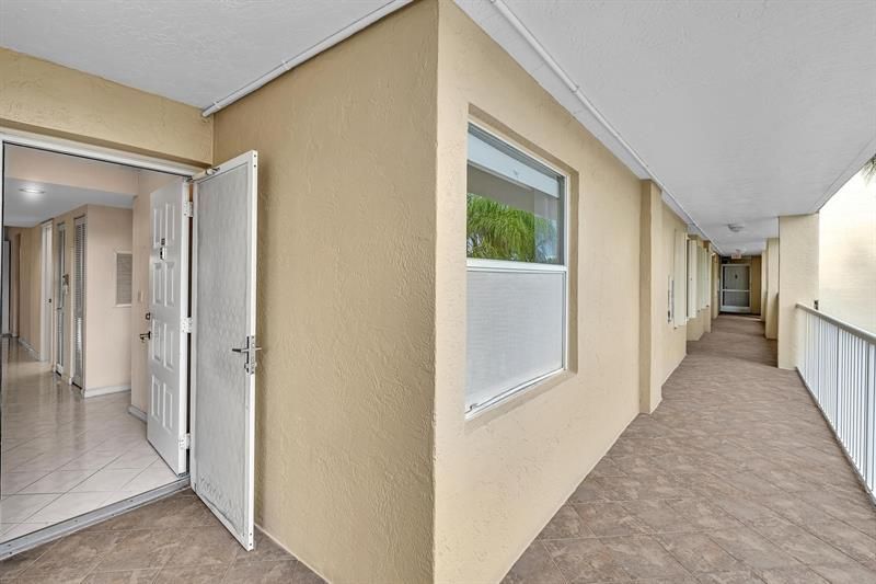 7377 Granville Drive, Unit 311, Fort Lauderdale, FL 33321 Photo