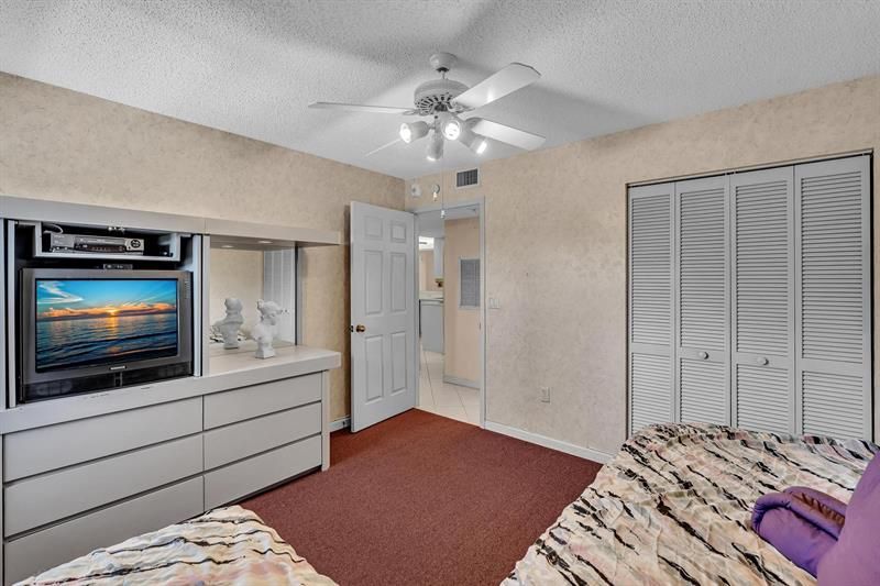 7377 Granville Drive, Unit 311, Fort Lauderdale, FL 33321 Photo