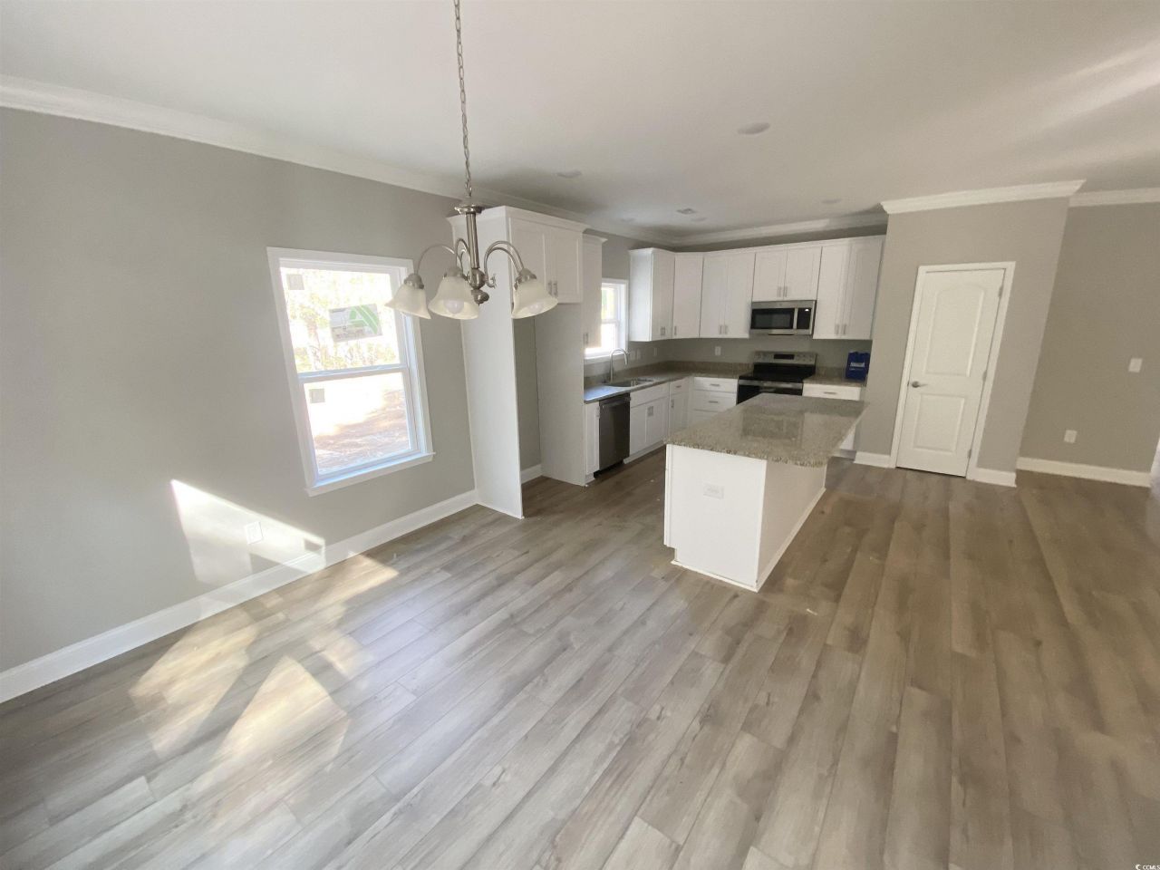 5553 Grape Arbor Ln. Photo 8