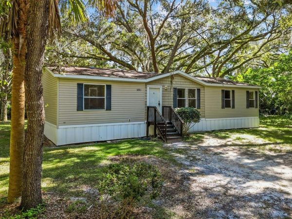 8821 SE 180TH AVENUE ROAD, OCKLAWAHA, FL 32179