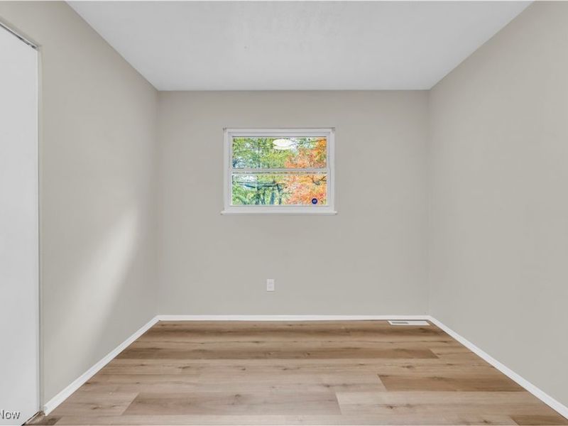 5807 Kimberly Drive, Bedford Heights, OH 44146 Photo 11