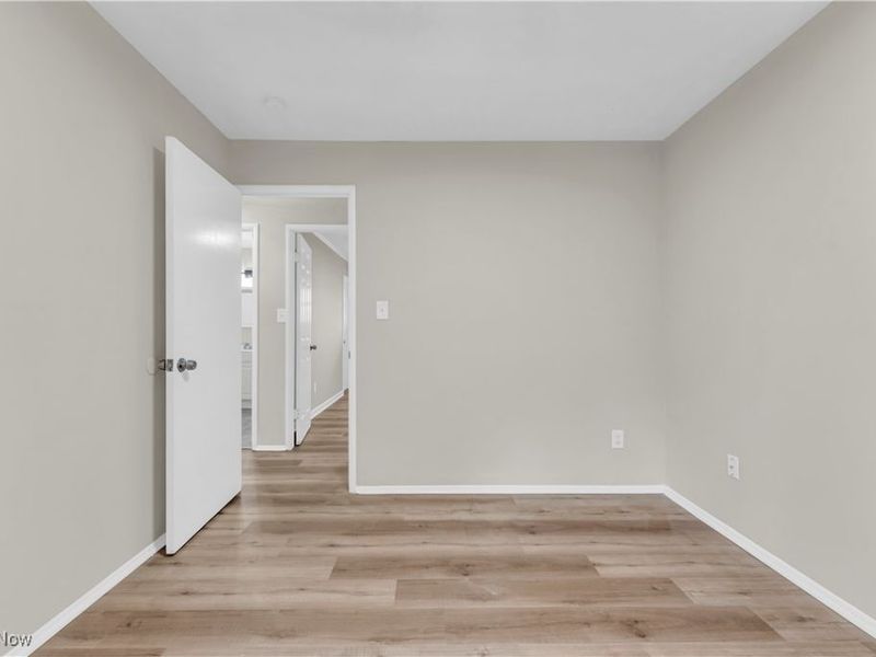 5807 Kimberly Drive, Bedford Heights, OH 44146 Photo 14