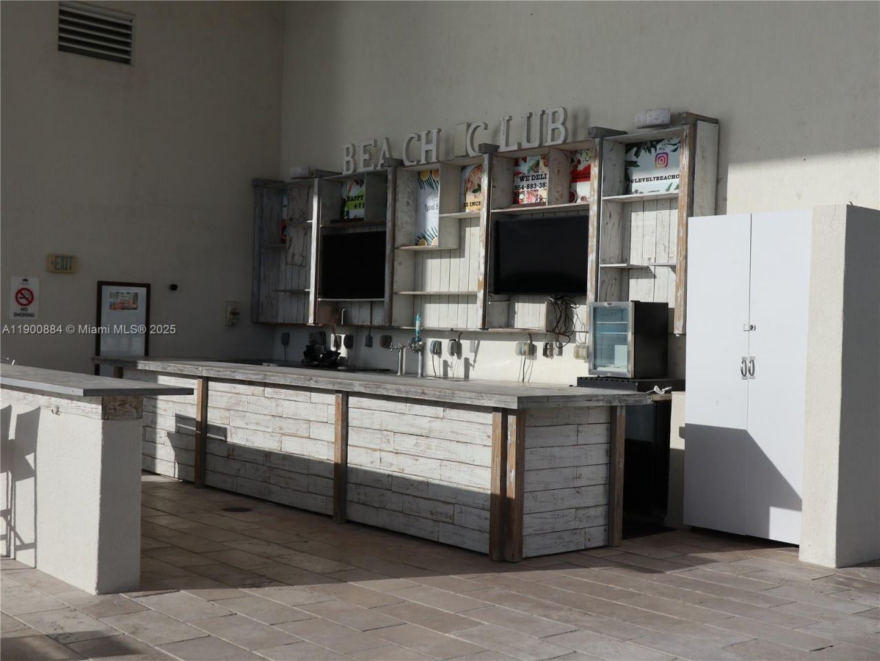 1830 S Ocean Dr, Unit 3303, Hallandale Beach, FL 33009 Photo