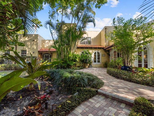 1608 Lake Avenue, West Palm Beach, FL 33401