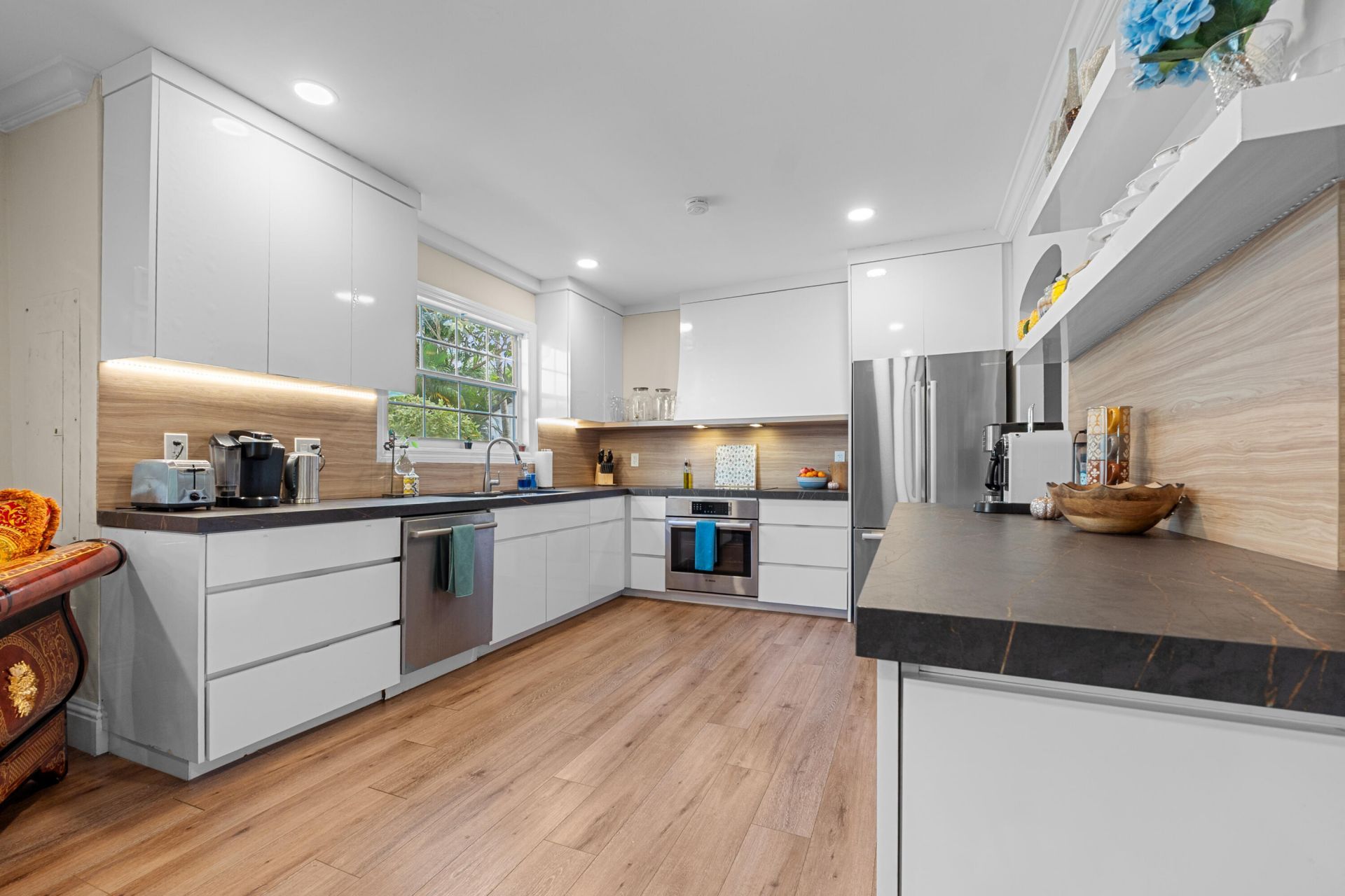 1608 Lake Avenue, West Palm Beach, FL 33401 Photo