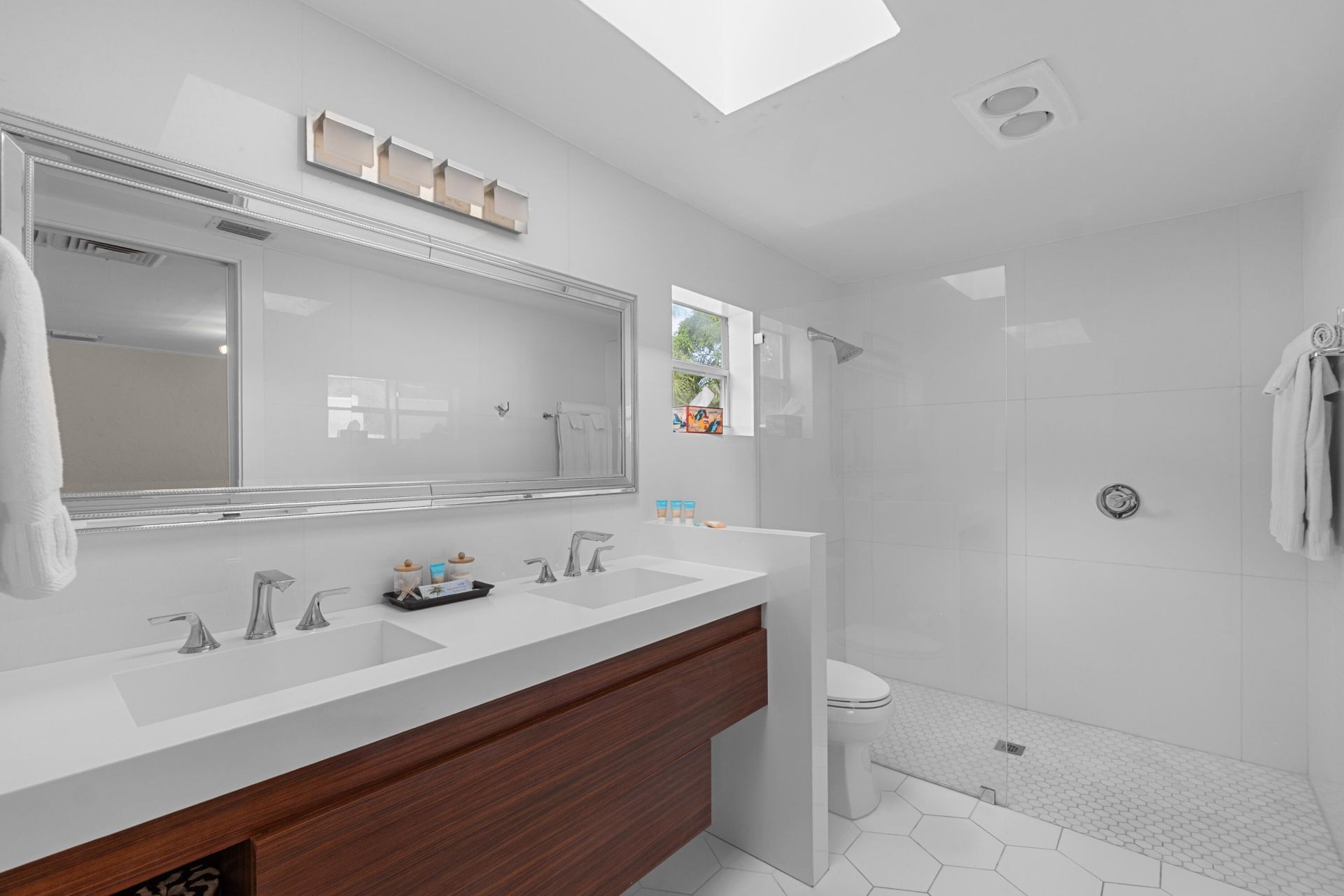 1608 Lake Avenue, West Palm Beach, FL 33401 Photo