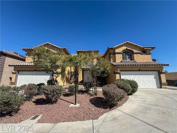 10246 Valaspen Street, Las Vegas, NV 89183